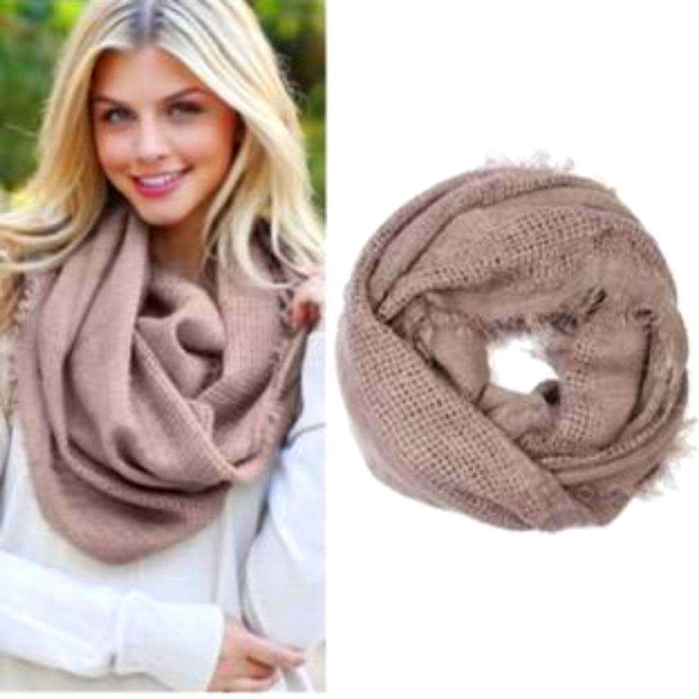 Infinity light Grey scarve